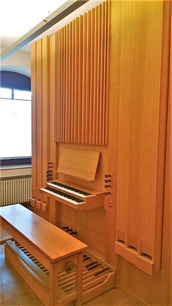 Datei:Regensburg, HfKM (Raum 2,02) (1).jpg