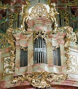 Retz Dominikanerkirche Prospekt.JPG