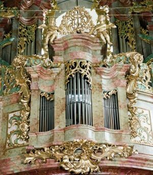 Retz Dominikanerkirche Prospekt.JPG