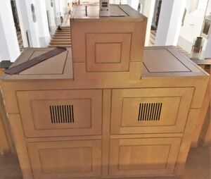 Rosenheim St Nikolaus Hauptorgel (4)neu.JPG