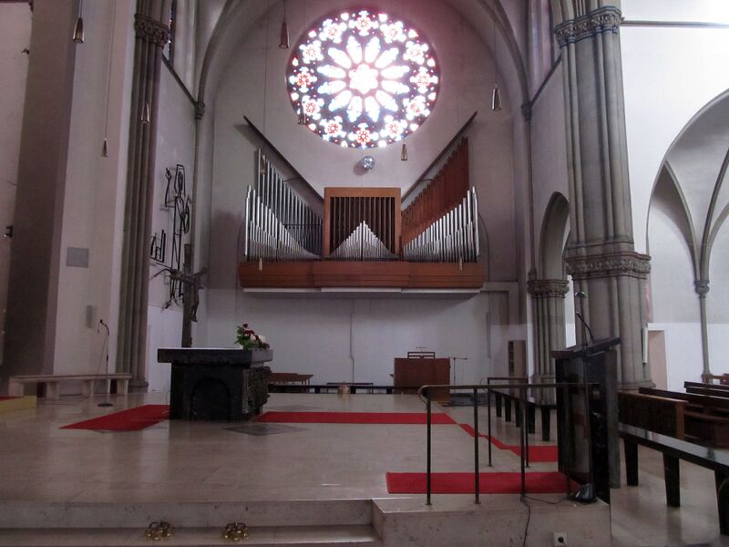 Datei:Saarbrücken, St. Josef.JPG