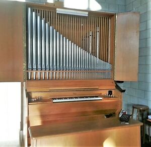 Saarbrücken-Folsterhöhe, Heilig-Kreuz (1).jpg