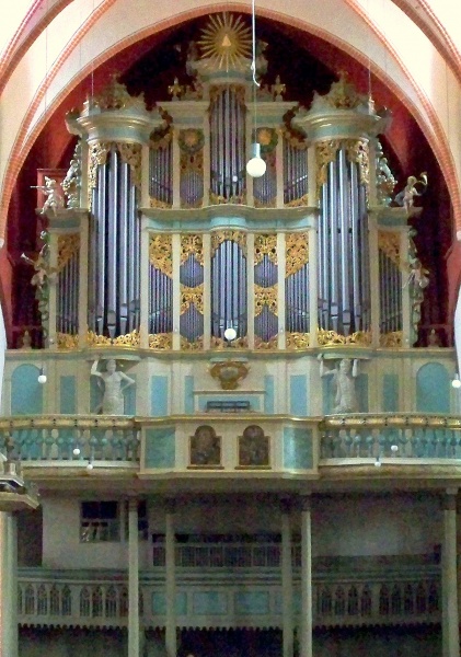 Datei:Salzwedel, St. Marien.jpg