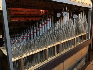 Schönecken, St. Leodegar, Hauptwerk.jpeg