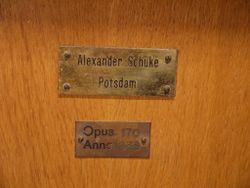 Schönefeld-Großziethen, Dorfkirche, Firmenschild.JPG