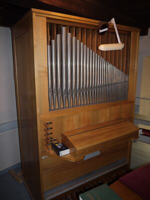 Schöneiche, Dorfkirche, Prospekt.JPG