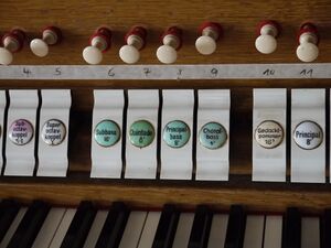 Schönfels, Dorfkirche, Register.JPG