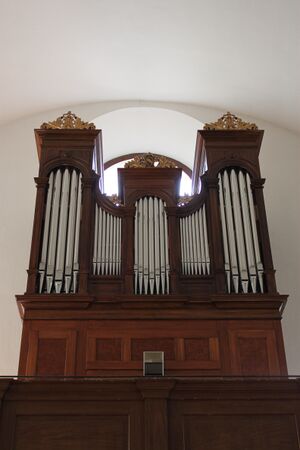 Scheibbs, Klosterkirche St. Barbara, Prospekt.jpg