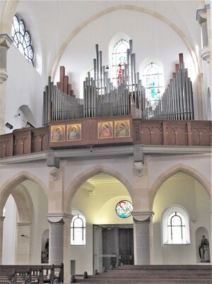 Schmallenberg, St. Alexander (Klais-Orgel).jpg