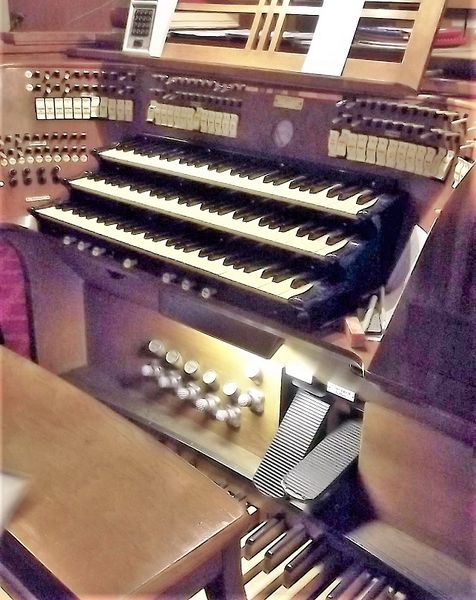 Datei:Schwarzenholz, St. Bartholomäus (2)neu.jpg