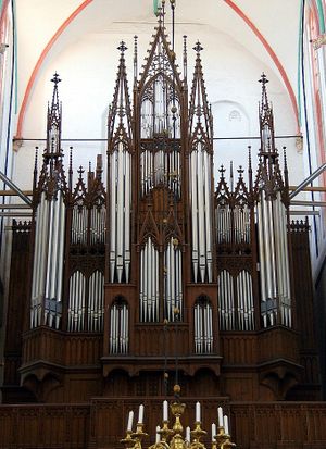 Schwerin, Dom Ladegast-Orgel.jpg