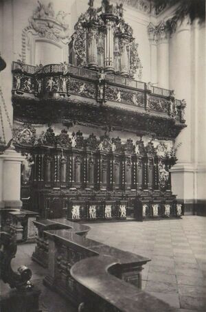 St Florian Chororgel Alte Ansicht.jpg