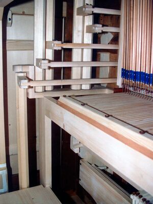 Stams Pfarrkirche Trakturen.jpg