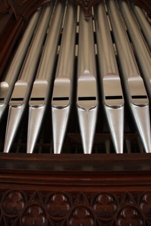 Staudernheim, ev Kirche, Orgel, Pfeifen 1.JPG