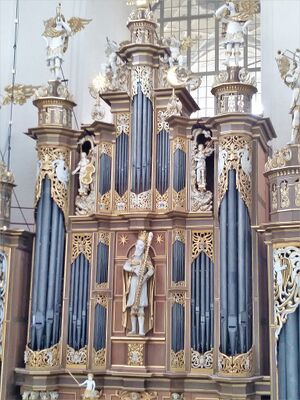 Stralsund, St. Marien-Kirche (Stellwagen-Orgel) (2).jpg