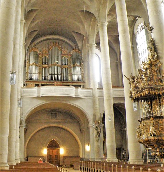 Datei:Straubing, St. Jakob (2).jpg