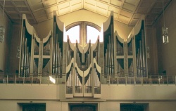 Stuttgart, St. Eberhard, Hauptorgel.jpg