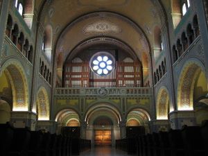 Szeged Kathedrale Prospekt unten.jpg