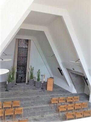 Taufkirchen, Aussgenungshalle (3).jpeg