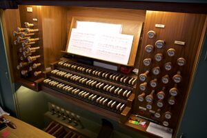 Templin, Maria-Magdalenen-Kirche, Spieltisch.jpg