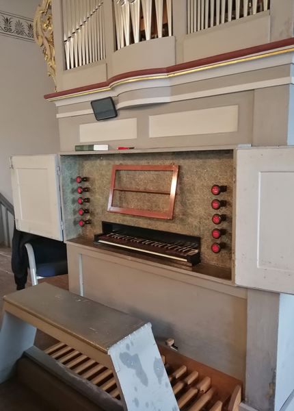 Datei:Teutschenthal-Langenbogen, St.-Magdalenen-Kirche (14).jpg