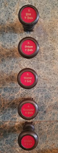 Datei:Teutschenthal-Langenbogen, St.-Magdalenen-Kirche (16).jpg