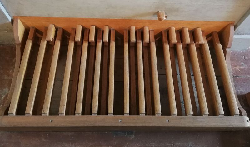 Datei:Teutschenthal-Langenbogen, St.-Magdalenen-Kirche (21).jpg