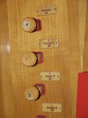 Timmendorfer Strand-Niendorf, Ev. Kirche, Register.JPG