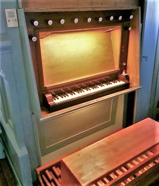 Datei:Wackernheim, Martinskirche (2).jpg