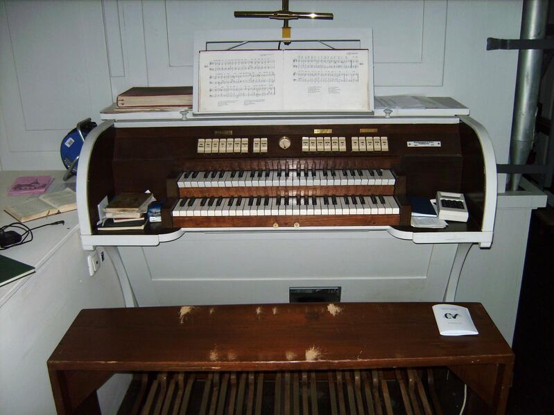 Datei:Wattendorf St. Barbara Spieltisch.jpg