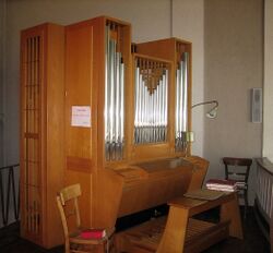 Wehrden, Auferstehungskirche (2).JPG