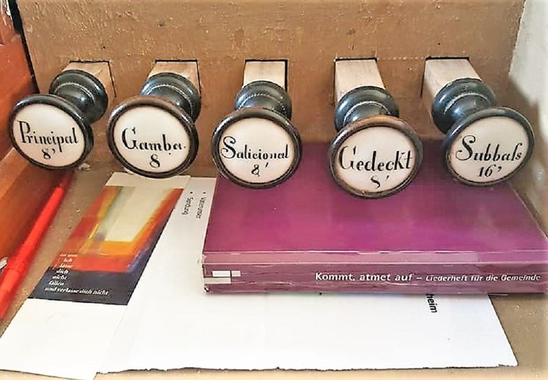 Datei:Wiebelsheim, Evangelische Kirche (6).jpg