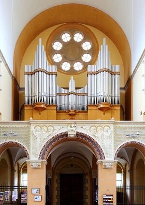 Wien-Mexikokirche, Orgel.JPG