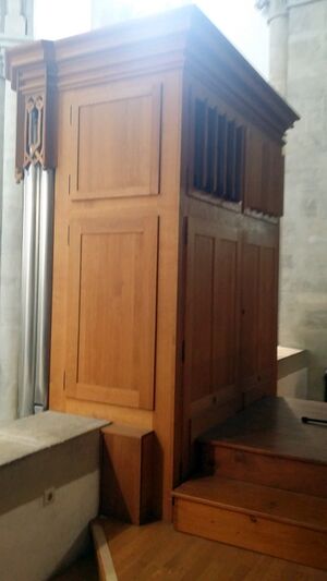 Wiener Neustadt Dom HW und CW.jpg