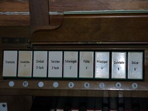 Wilkau, Kreuzkirche, Register.JPG