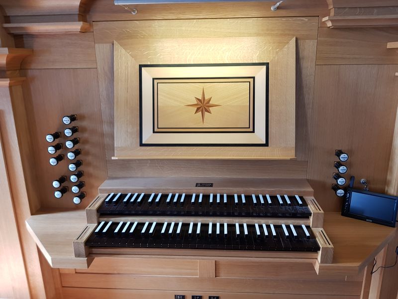 Datei:Wolfsberg-St.Johann, St.Johann.Spieltisch.jpg