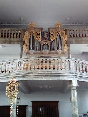 Zeuzleben, St. Bartholomäus, Orgel.jpg